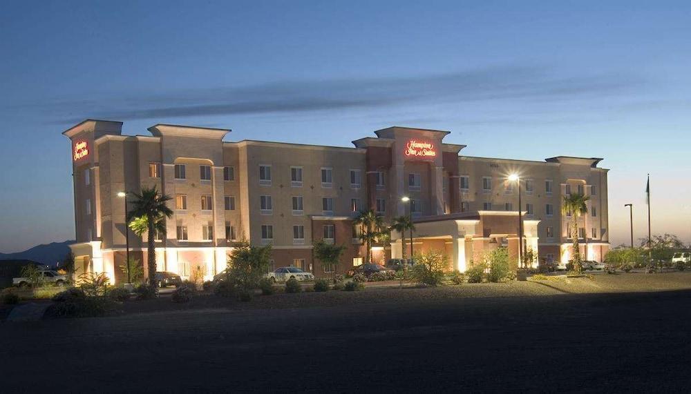 Hampton Inn & Suites Phoenix-Сюрпрайз Экстерьер фото