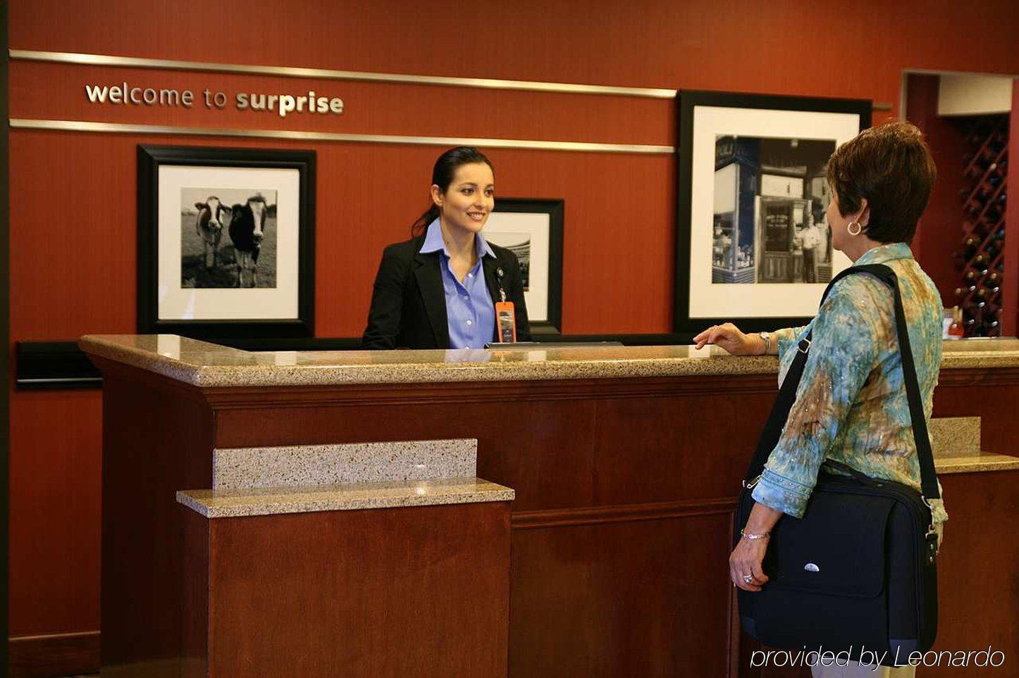 Hampton Inn & Suites Phoenix-Сюрпрайз Интерьер фото